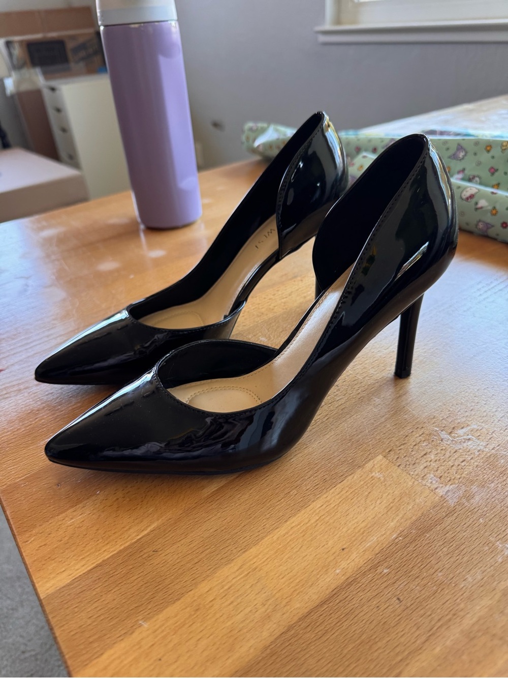 Classic Nice West Black Patent Pointed-Toe Pumps